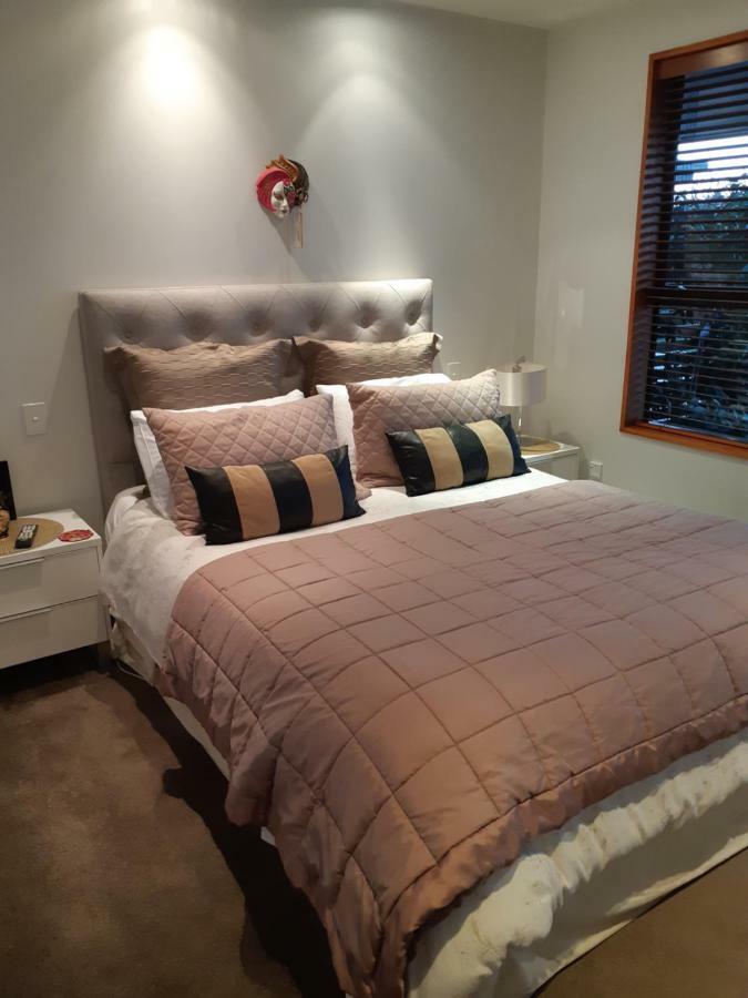 Maples On Harewood Bed & Breakfast Крайстчърч Екстериор снимка